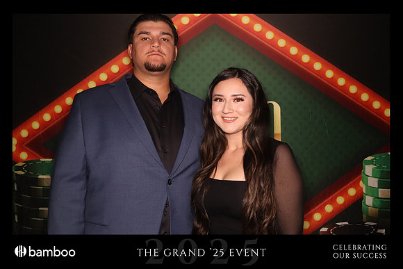 2025-12-03_19-16-28_038757_01