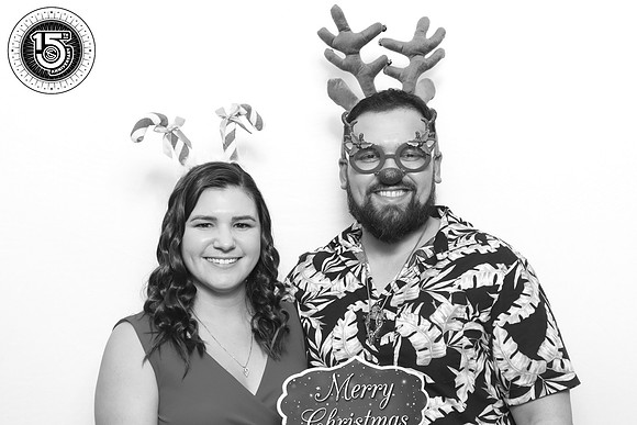 2023-12-08_19-11-33_01