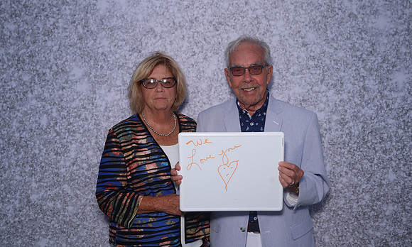 2023-08-20_19-56-39_1