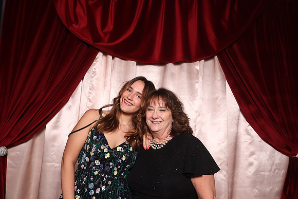 2025-02-08_19-16-12_1